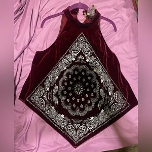 NWT large Shyanne burgundy top
